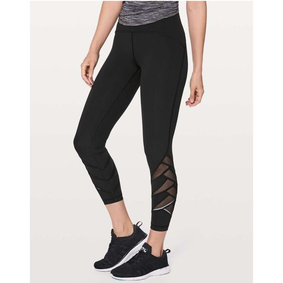 Lululemon‎ Motionful 7/8 Tight 25" size 6 - Picture 1 of 7